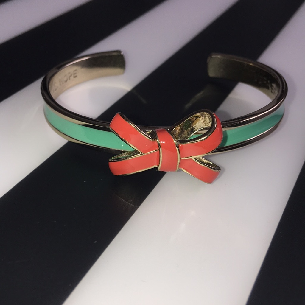 Vera Bradley Bow Cuff Bracelet 15$